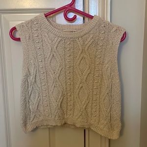 Universal threads cropped sweater